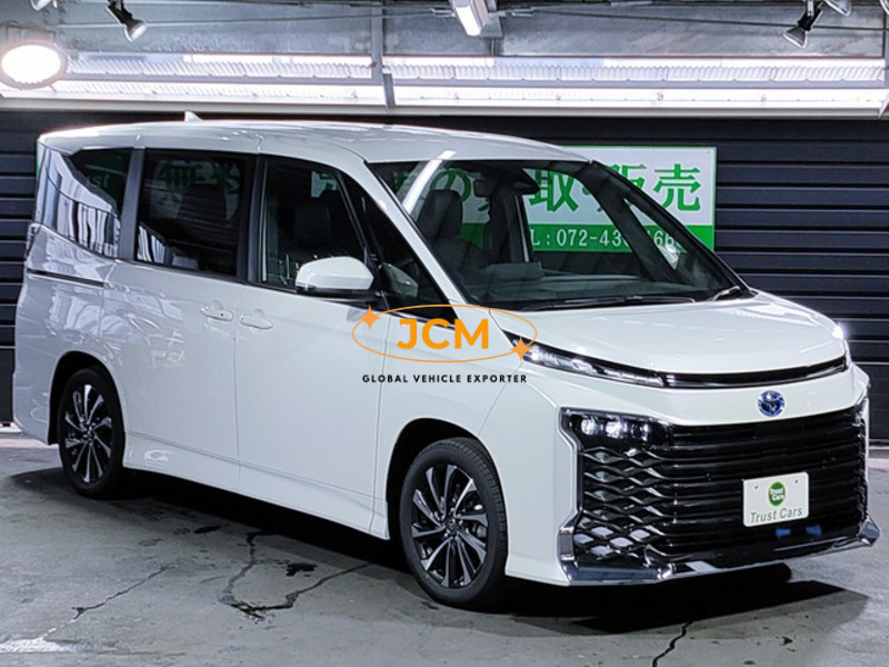 
								2023 TOYOTA VOXY ZWR90W full									
