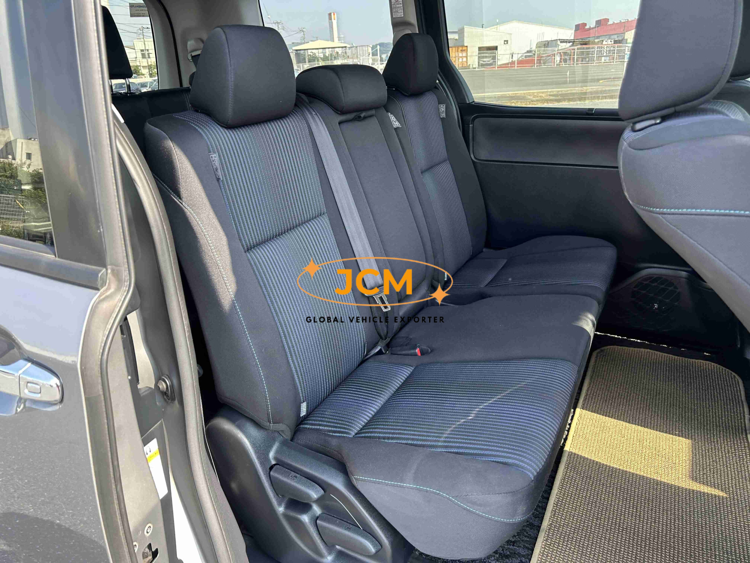 
								2016 TOYOTA VOXY full									