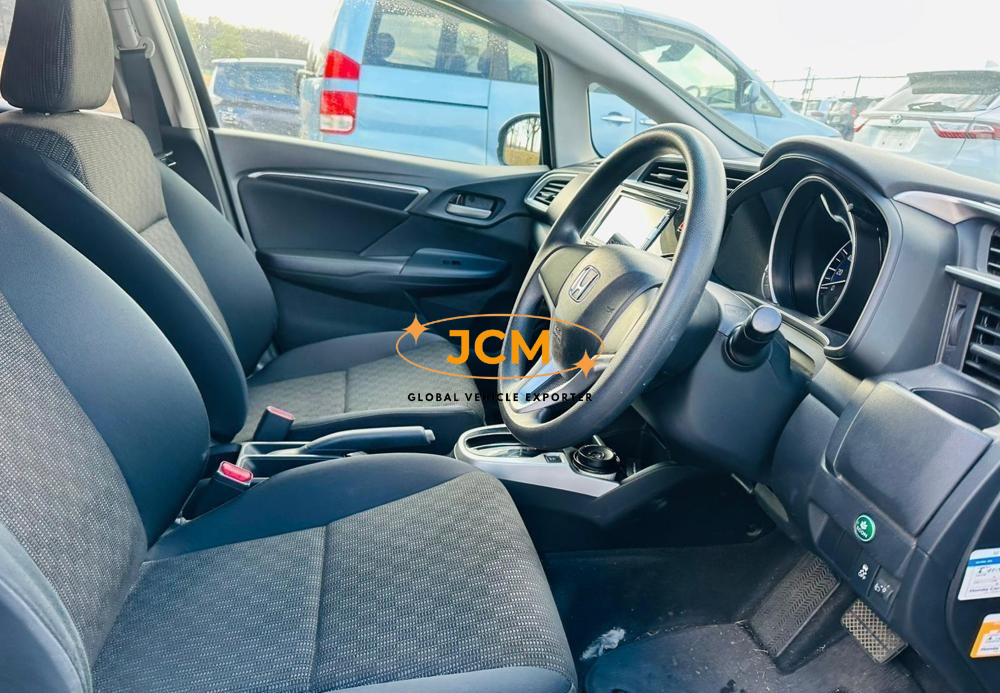 
								2014 HONDA FIT 13G F PACKAGE full									