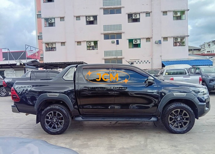 
								2020 TOYOTA HILUX DOUBLE CAB 2.8 4WD AT full									