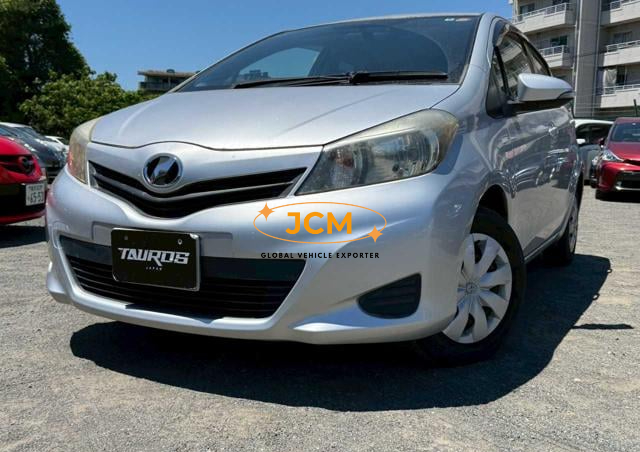 
								2012 TOYOTA VITZ full									