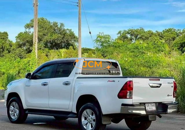 
								2018 TOYOTA HILUX 2.4 E REVO DOUBLE CAB full									