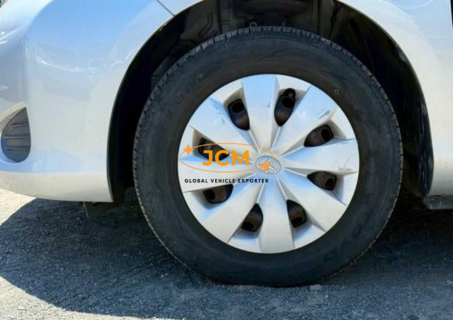 
								2012 TOYOTA VITZ full									