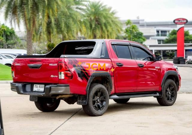 
								2019 TOYOTA HILUX 2.4 E REVO DOUBLE CAB full									