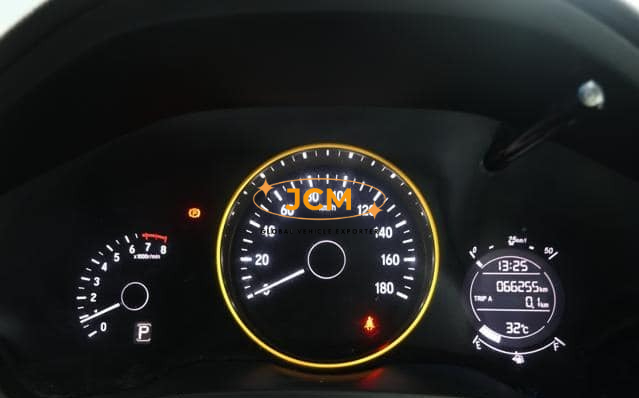 
								2016 HONDA VEZEL 1.5X A-KEYLESS-2WD full									