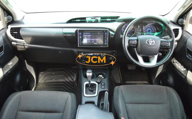 
								2018 TOYOTA HILUX DOUBLE CABIN 4WD full									
