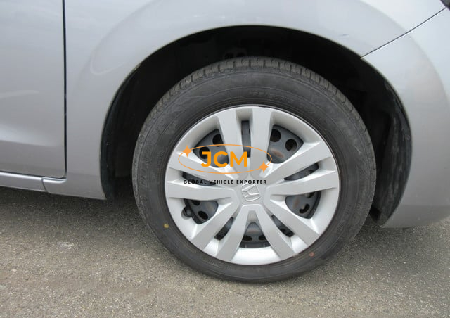
								2021 HONDA FIT E:HEV full									