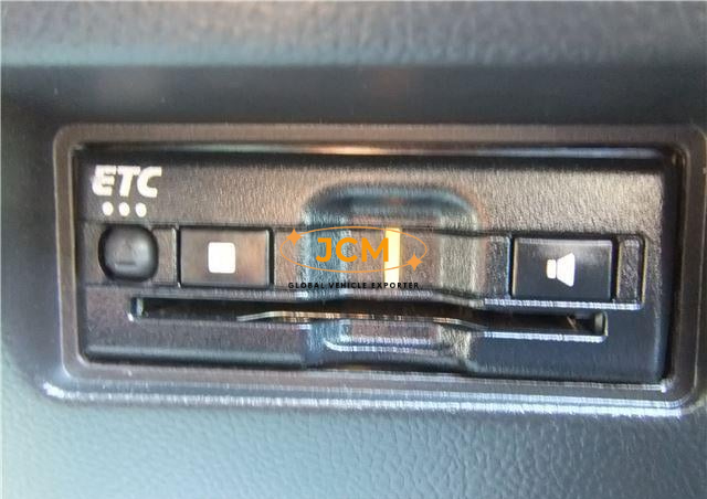 
								2021 SUZUKI SWIFT full									
