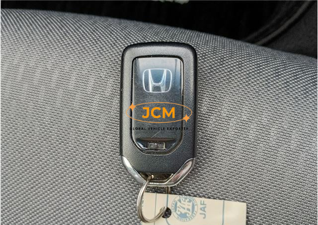 
								2021 HONDA FIT full									