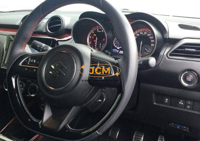
								2022 SUZUKI SWIFT full									