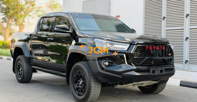 
								2024 TOYOTA HILUX GR full									