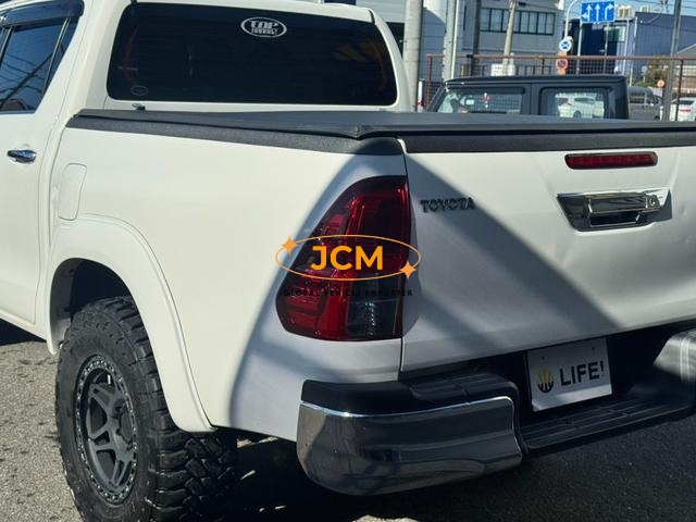 
								2018 TOYOTA HILUX Z 4WD full									