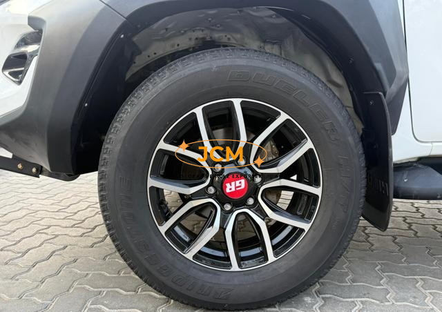 
								2024 TOYOTA HILUX 48V SR5 WITH GR SPORT KIT full									