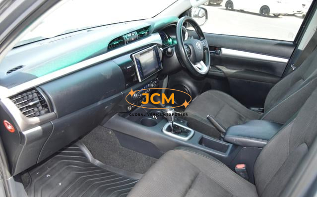 
								2018 TOYOTA HILUX DOUBLE CABIN 4WD full									