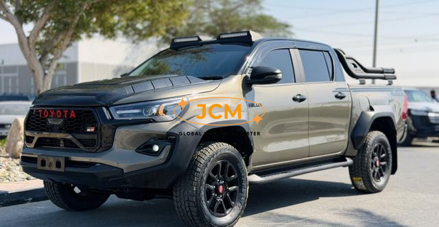 
								2023 TOYOTA HILUX 2.4 E REVO DOUBLE CAB full									