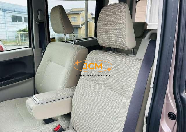 
								2015 DAIHATSU TANTO LSAII full									