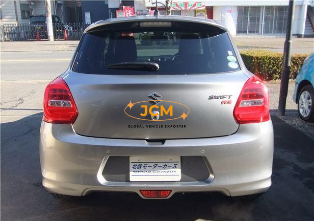 
								2021 SUZUKI SWIFT full									