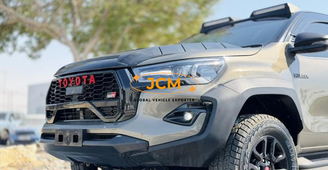 
								2023 TOYOTA HILUX 2.4 E REVO DOUBLE CAB full									