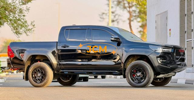 
								2024 TOYOTA HILUX GR full									
