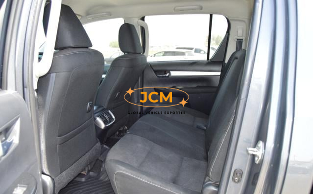 
								2018 TOYOTA HILUX DOUBLE CABIN 4WD full									