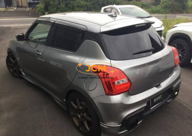 
								2022 SUZUKI SWIFT full									