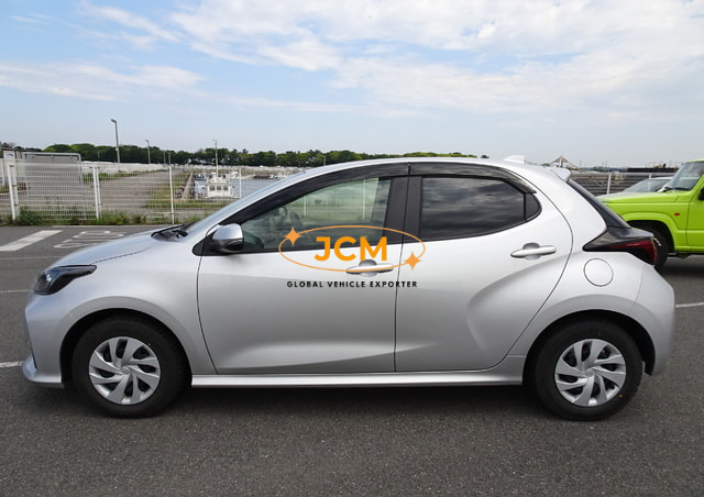 
								2021 TOYOTA YARIS HYBRID X full									