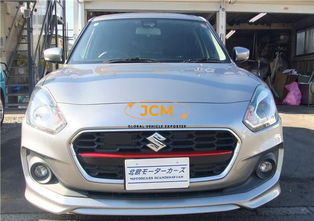 
								2021 SUZUKI SWIFT full									