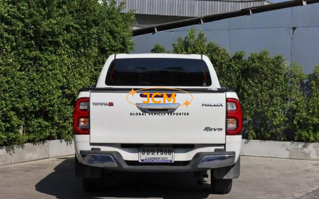 
								2022 TOYOTA HILUX 2.4 E REVO DOUBLE CAB full									