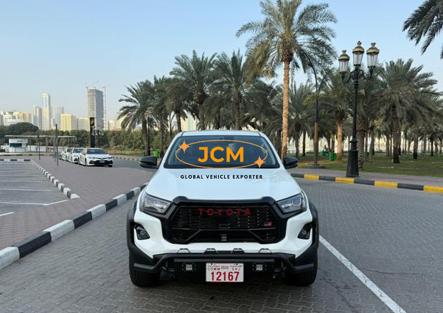 
								2024 TOYOTA HILUX 48V SR5 WITH GR SPORT KIT full									