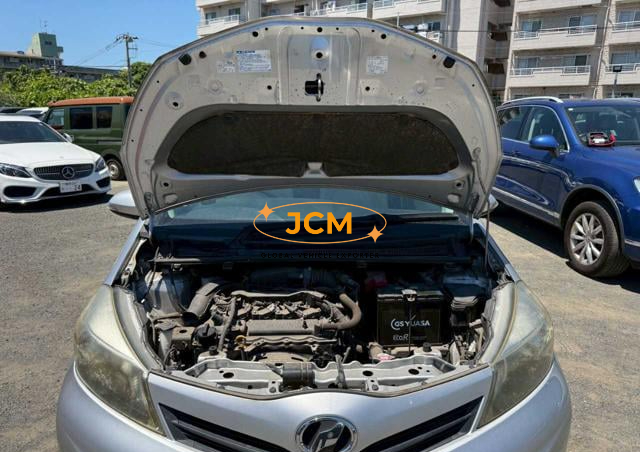 
								2012 TOYOTA VITZ full									