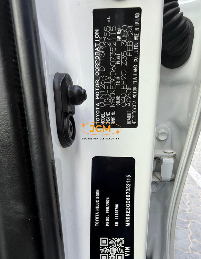 
								2024 TOYOTA HILUX 48V SR5 WITH GR SPORT KIT full									