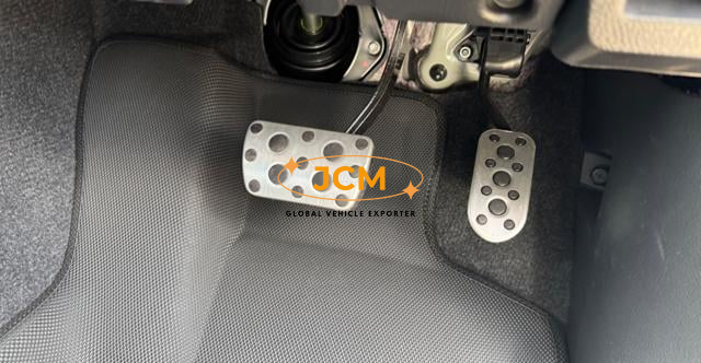 
								2024 TOYOTA HILUX ZGR full									