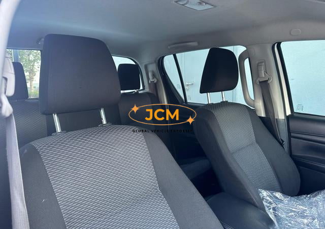 
								2019 TOYOTA HILUX PERFECT ACCIDENT FREE 2.7L 4WD full									