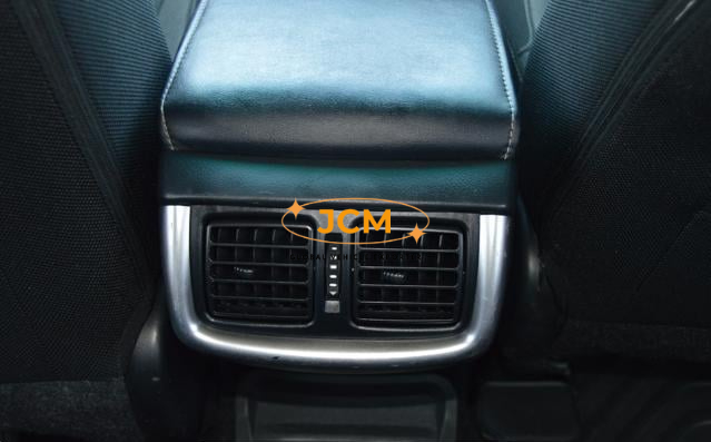 
								2018 TOYOTA HILUX DOUBLE CABIN 4WD full									