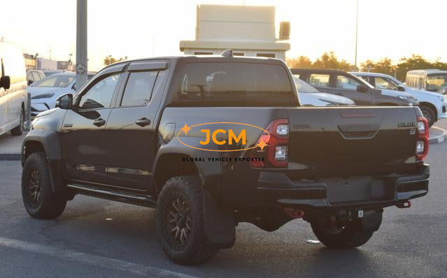
								2024 TOYOTA HILUX GR full									