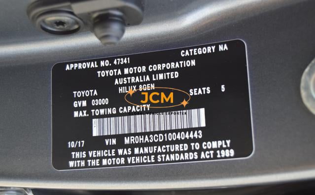 
								2018 TOYOTA HILUX DOUBLE CABIN 4WD full									