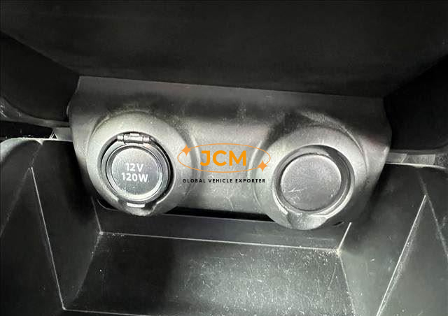 
								2023 SUZUKI SWIFT full									