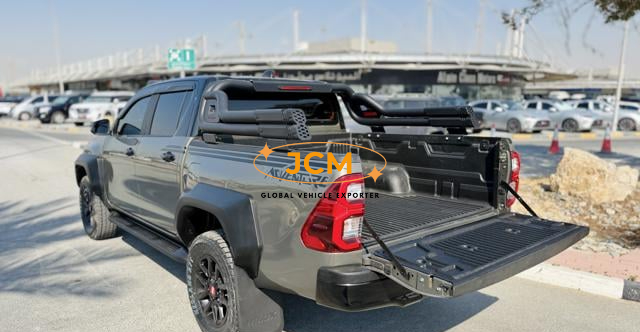 
								2023 TOYOTA HILUX 2.4 E REVO DOUBLE CAB full									