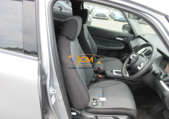 
								2021 HONDA FIT E:HEV full									