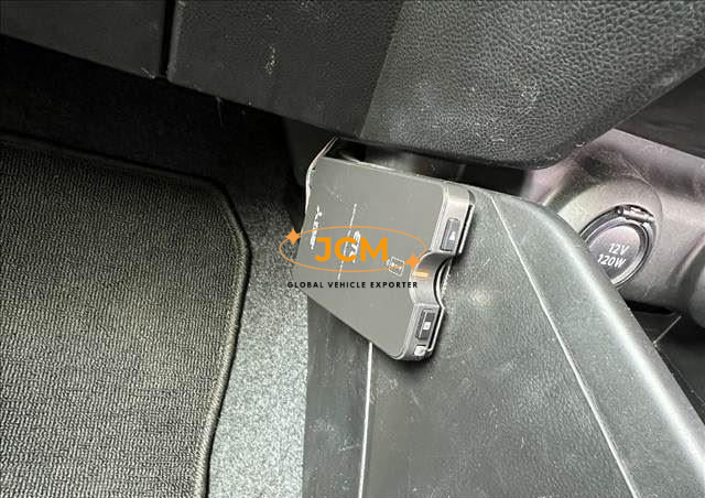 
								2023 SUZUKI SWIFT full									