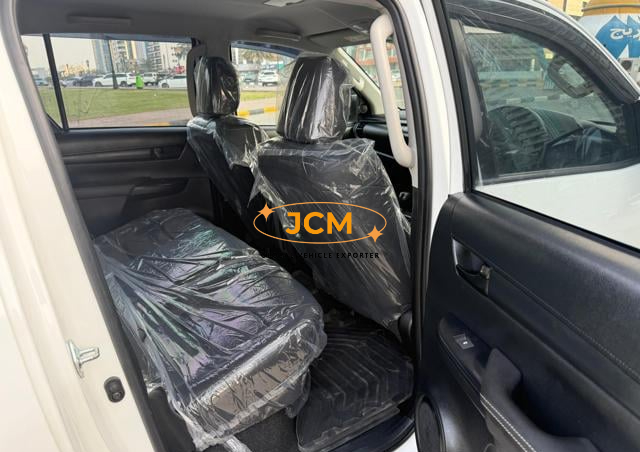 
								2024 TOYOTA HILUX 48V SR5 WITH GR SPORT KIT full									