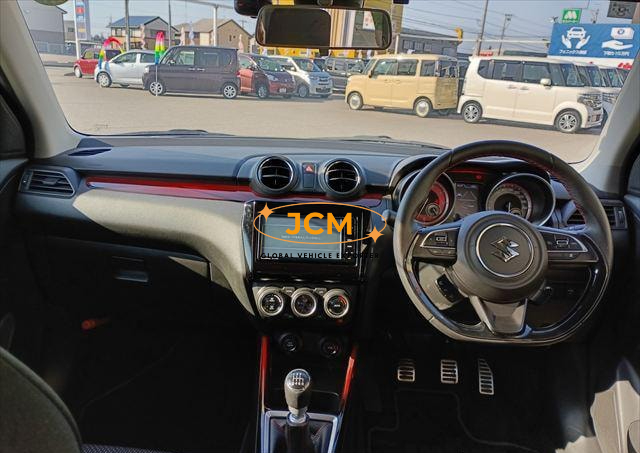 
2019 SUZUKI SWIFT PKG full									