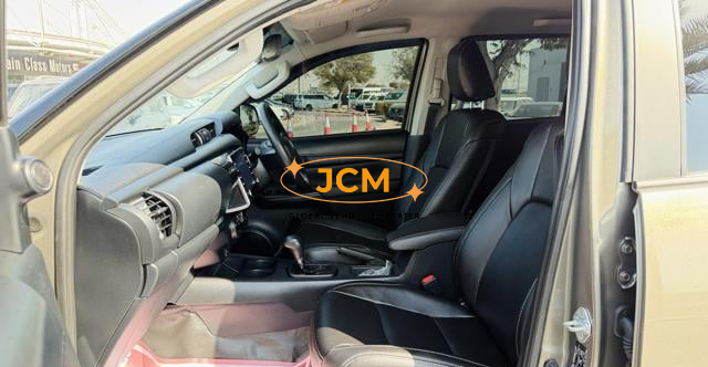 
								2023 TOYOTA HILUX 2.4 E REVO DOUBLE CAB full									