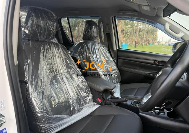 
								2024 TOYOTA HILUX 48V SR5 WITH GR SPORT KIT full									