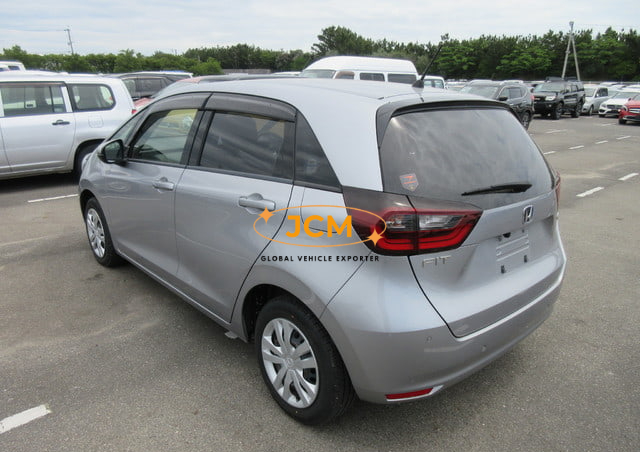 
								2021 HONDA FIT E:HEV full									