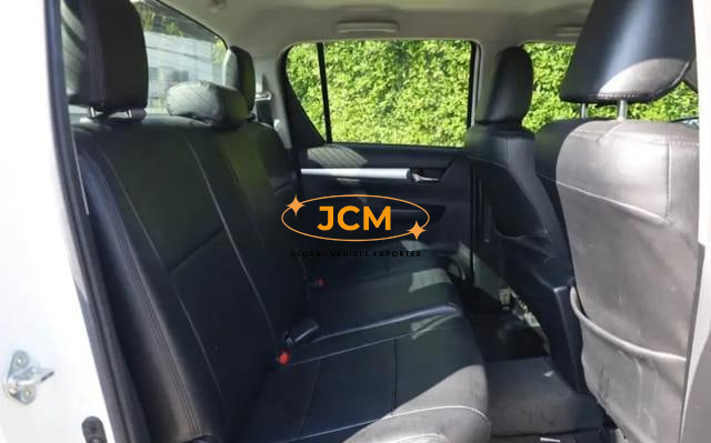 
								2022 TOYOTA HILUX 2.4 E REVO DOUBLE CAB full									