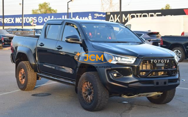 
								2024 TOYOTA HILUX GR full									