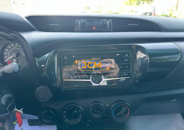 
								2019 TOYOTA HILUX PERFECT ACCIDENT FREE 2.7L 4WD full									