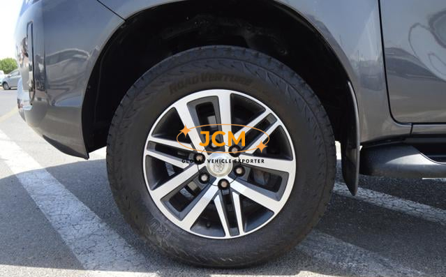 
								2018 TOYOTA HILUX DOUBLE CABIN 4WD full									