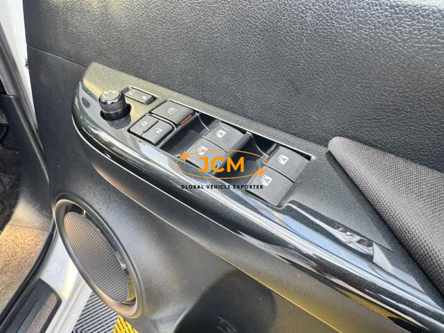 
								2018 TOYOTA HILUX Z 4WD full									
